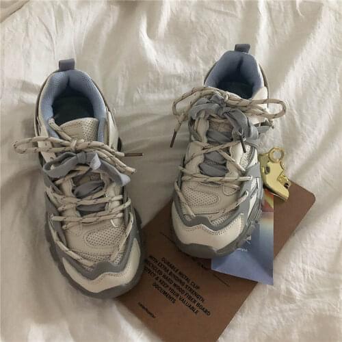 New Design Women Shoes 2021 Womens Casual Sneakers Fashion Ladies Chunky Sneakers INS Hot Seller Girls Reflective Dad Shoes