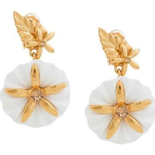 CSxjd 2019 new Luxury Design resin morning glory earrings without pierced ear clips Vintage Womens catwalk Jewelry