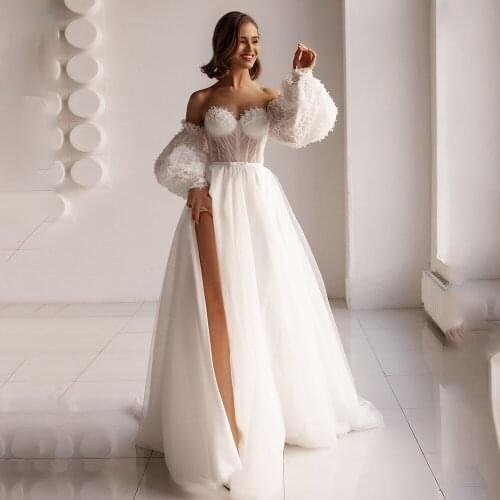 Simple Boho Wedding Dresses Off Shoulder Appliques Bridal Gowns A-Line Side Slit Sweep Train Robe De Mariée Vestidos De Novia