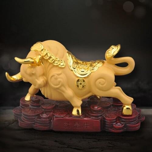 Sand Golden Fortune Bull Statue Resin modern hand sculpture Car decoration accessories Home office decoration lucky statue