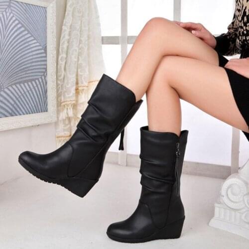 Winter Boots 2019 Women Boots Wedge beautiful Boots Women Shoes Black Fashion Mother Shoes Leather Boots Round Toe Ladies Shoe