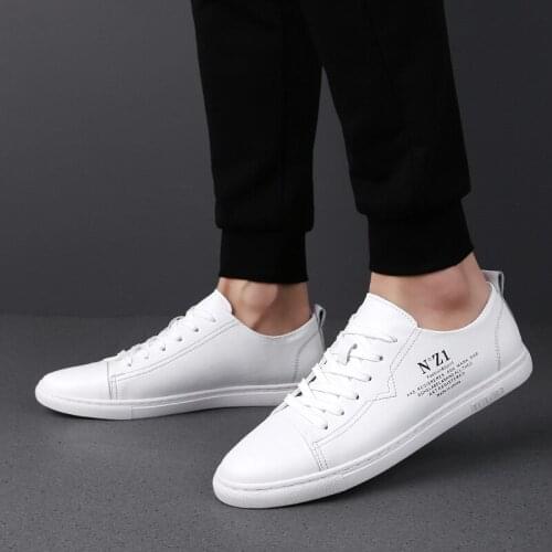 New Men Casual Shoes Lace Up Hand Made Genuine Leather Mens Shoes Comfortable Flat White Sneakers Man Soft Light Free Shipping