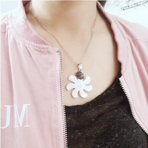 Women Fashion Boho White Shell Flower Black Rhinestone Long Necklace Winter Sweater Neck Chains Choker Jewelry Accessory Gifts