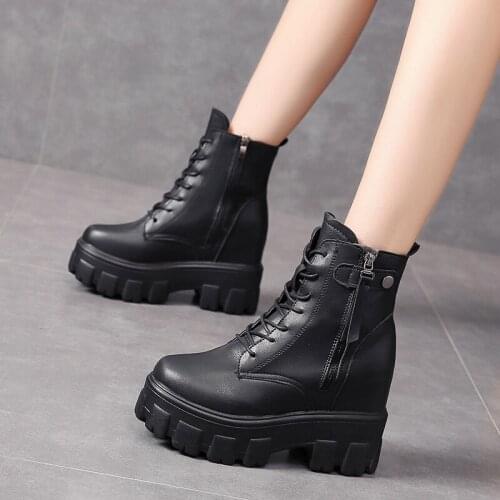 Womens Chunky Internal Increase Motorcycle Boots 2021 Autumn And Winter Platform Slope Heel Suede Boot Fashion Black Warm Shoes