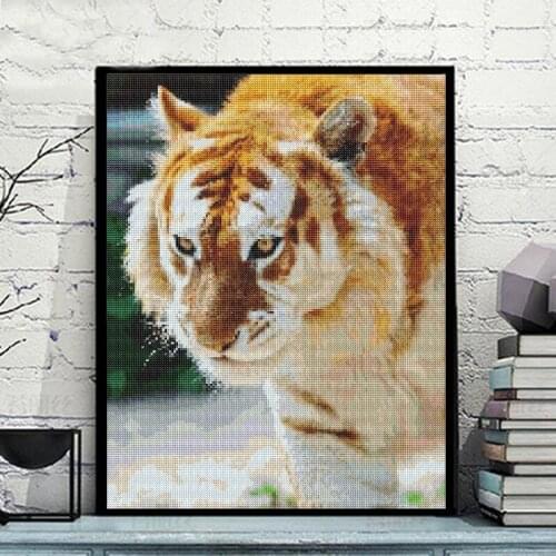 Tiger Beast New Full cartoon diamond painting Round Diamond Embroidery Mosaic Cross Stitch Wall Hanging Painting