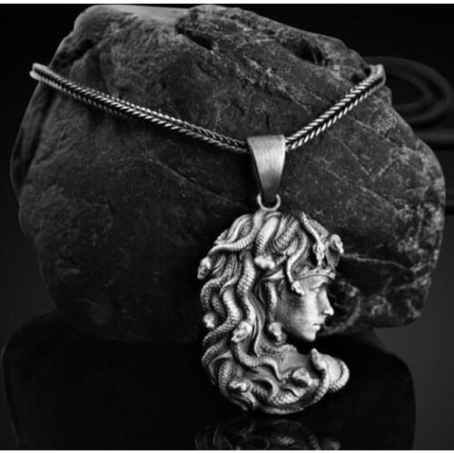 Vintage Greek mythology snake hair Medusa pendant necklaces for women Nordic hot sale Jewelry on the neck Mens Chain necklace