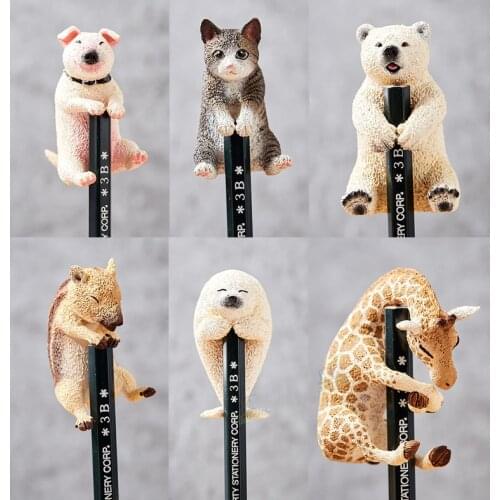 Japan genuine gashapon capsule toys cute animal life giraffe Bull Terriewild boar seal bear cat hug on the edge cup figures