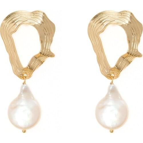 Hand picked Rough Pearl Stud Earrings Handwork Fashion Baroque Freshwater Cultured Pearls Drop Stud Earring