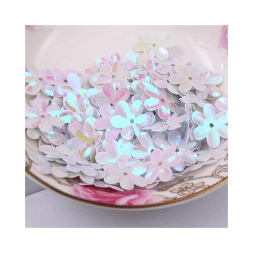 600pcs/lot 15mm Flower Sequins Cup Six Petals With 1 Center Hole Plum Blossom White AB Confetti