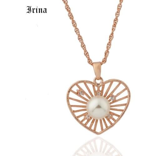 Irina New Heart-shaped Design Hollow Copper Pendant Necklace Fashion Personality Pearl Pendant Jewelry For Women Wedding Party