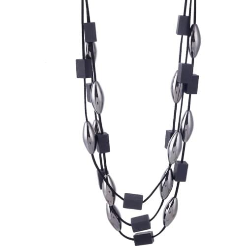 2018 Fashion Black Wood Necklace Long Multilayer Statement Chain Big Beads Pendants Necklaces Women Jewelry Accessories 2 Colors