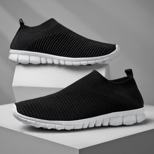Men Walking Shoes Lightweight Breathable Sneakers 2021 Summer Men Casual Shoes Large-sized Flats Slip-on Sneakers Men Shoes