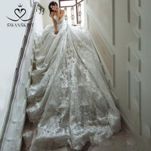 Appliques Sleeveless Wedding Dress 2021 Strapless Lace Up Ball Gown Chapel Train Bride Princess SwanSarah GY09 Vestido De Noiva