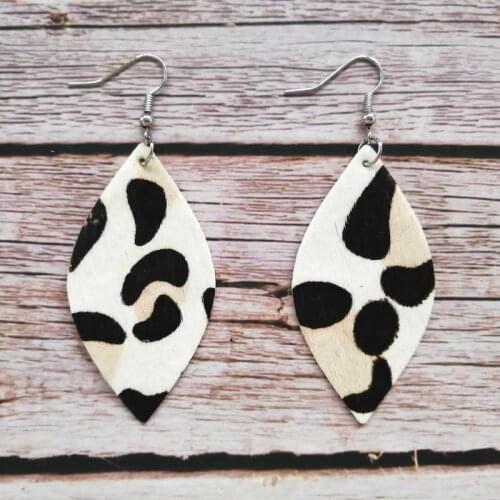 Trend Zebra Leopard Genuine Leather Leaf Drop Earrings Glitter Feather Drop Earrings for Women Fashion Jewelry Wholesale