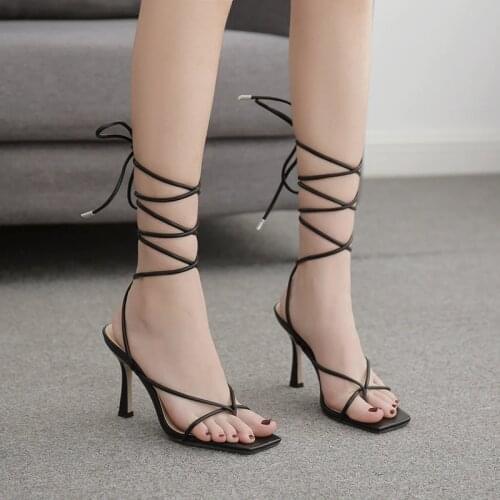 Elegant Summer Women Sandals Narrow Vintage Square Toe High Heels Cross Strap Thong Sandals Women V Shape Design Shoes Women