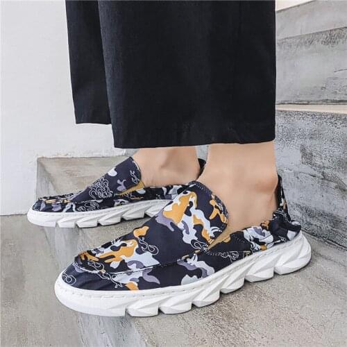 Canvas male shoes summer 2021 new trend breathable camouflage cloth shoes male Korean version of a lazy foot pedal tide shoes