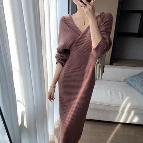 Autumn And Winter Clothing French Vintage Sexy V-Neck Knitted Dress Women Undefined Elegance Bat Sleeve Dress Femme Robe