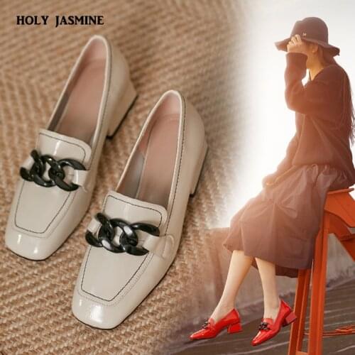 Women Pumps Natural Leather Plus Size 22-26cm Cow Patent Leather Women Shoes Chain Decoration 3 Colors Shoes and Bags To Match