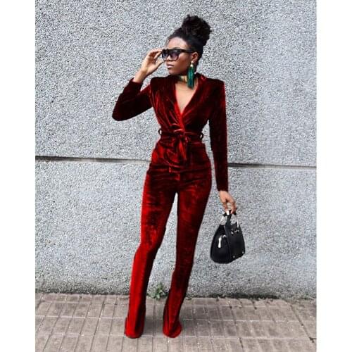 2021 Best Quality Fashion Design 2 pcs VelVet Women Set Solid V-neck Long Sleeve Tops Long Pants Winter Sexy Outfits