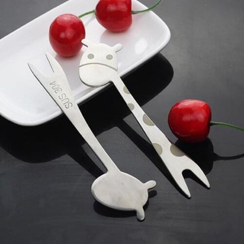 500pcs Cartoon Giraffe Fruit Fork Stainless Steel Cake Dessert Forks Cute Children Snack Appetizer Fork Creative Tableware NO278