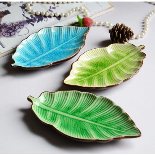 Banana leaf shape leaf dish ceramic dishes ice crack glaze lovely sushi dishes tableware small plate dish
