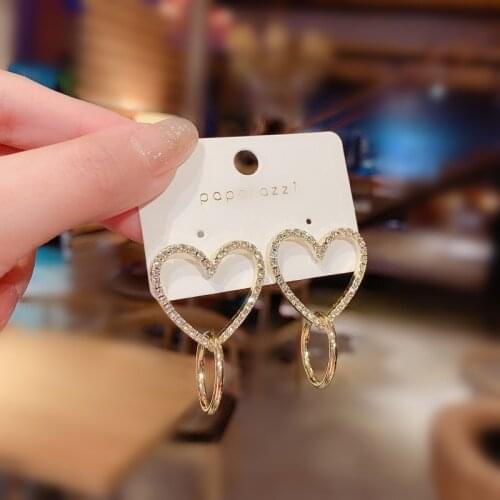 Fashion Crystal Popular Love heart circle Contracted Temperament Earrings Cute Romantic Heart Stud Earrings for Women Jewelry