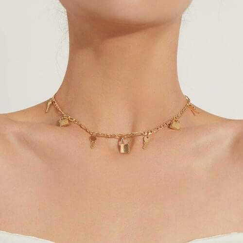 Fashion Padlock Key Pendants Necklaces for Women Gold Silver Color 2021 Trendy Jewelry Clavicle Chain Short Necklace Simple New