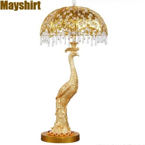 European Crystal Golden Peacock Table Lamp for Bedroom Modern Living Room Decoration Desk Lamp Nordic Villa Study Light Fixture