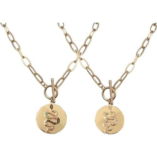 2019 F/W New Arrival Gold color Multi Color Jewel tone Snake on Disc Pendant Short Necklace no Extender For Women