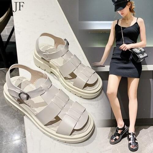 Summer Thick-Soled Low-Heeled Flat-Bottomed Womens Sandals 2021 New Soft Leather Casual Open-Toed Gladiator Wedging Fashion