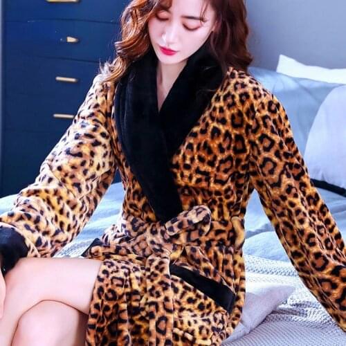 XUTAYIYUE Women's Winter Bathrobes