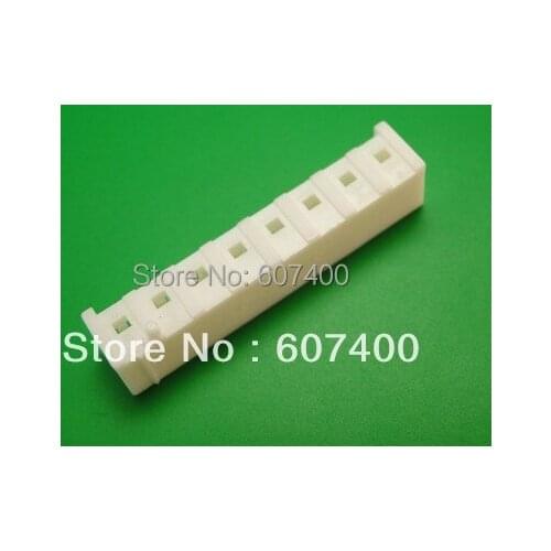 8P-SDN Connectors terminals housingS 100% new and original parts