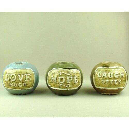 Ragged Style Ceramics Ball Candle Stand Retro Porcelain Tealight Holder Art and Craft Accessories for Home and Cafe Decoration