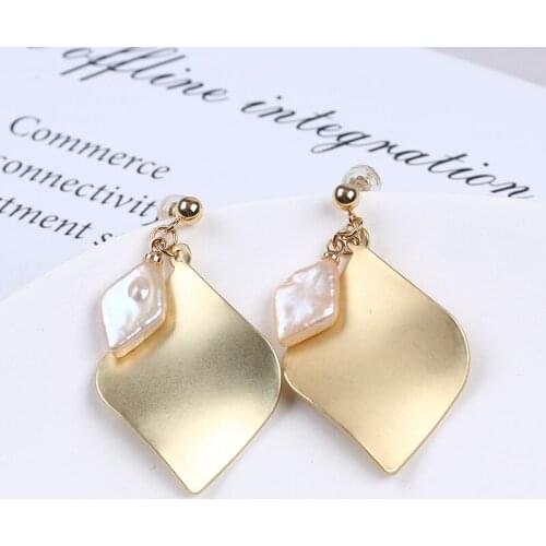 Fashion 3.5*15mm Rhombus Shape Pearl Curving Metal Accessory Pendant Earring Jewelry