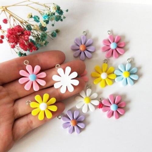 20Pcs Kawaii Resin Little Daisy Sun Flower Charms Pendants For DIY Decoration Earrings Key Chains Fashion Jewelry Accessories