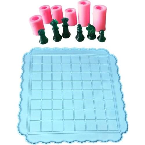 7Pcs Chess Board Chess Piece Silicone Resin Mold Chess Board Molds for Resin Casting Silicone Mold DIY Craft Making Tool