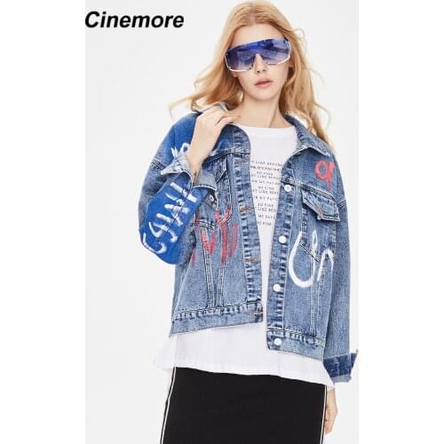 CINEMORE Autumn 2021 Bomber Jeans Jacket Women Warm Letter Graffiti Button Pockets Spring Coat Female Jacket Parkas Femme Z92102
