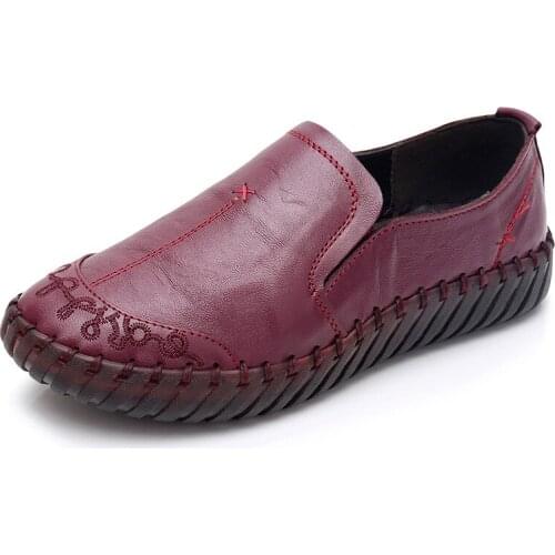 Famous 2020 Top Soft Cowhide Flat Shoes Fashion Casual Shoes Women Leather Shoes Light Non-slip Wear Mother Flats Spring Shoes