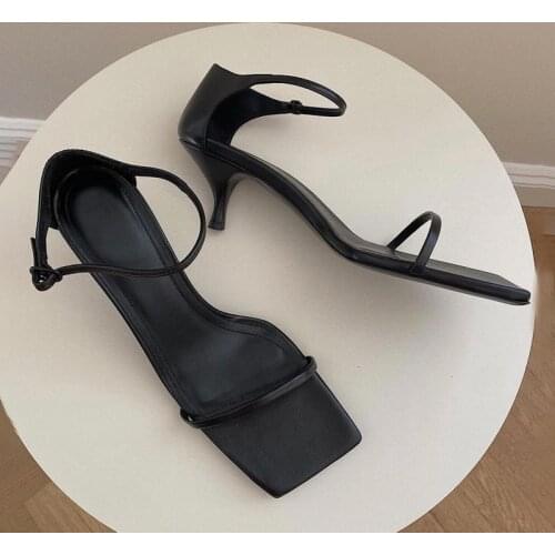 Summer Sandals Women Retro Square Toe Thin High Heels Shoes Women Buckle Kitten Heel Sandalias Party Sandalias de las mujeres