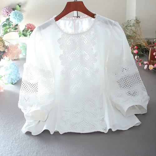 Womens Spring Summer Designer Hollow Out Embroidery White Cotton Shirt Female High Waist Casual Loose T Shirt Top TB469