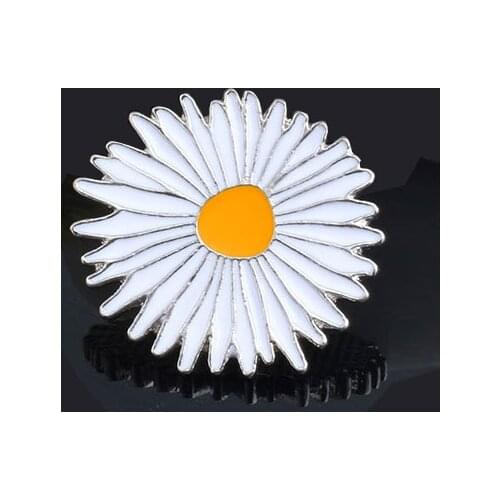 10 Style Cartoon Yellow Bee Daisy Colorful Sun Flower Pins Brooches For Women Metal Enamel Pin Jewelry Hat Bag Shirt Accessories