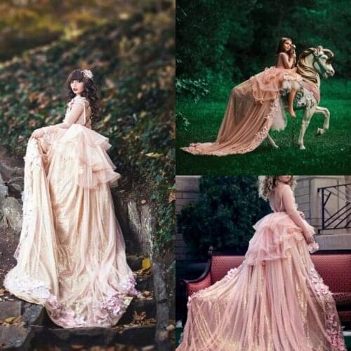 2019 Vintage Flower Girl Dresses Long Sleeves 3D Floral Appliques Hi Lo Sequined Girls Communion Dress Sweep Train