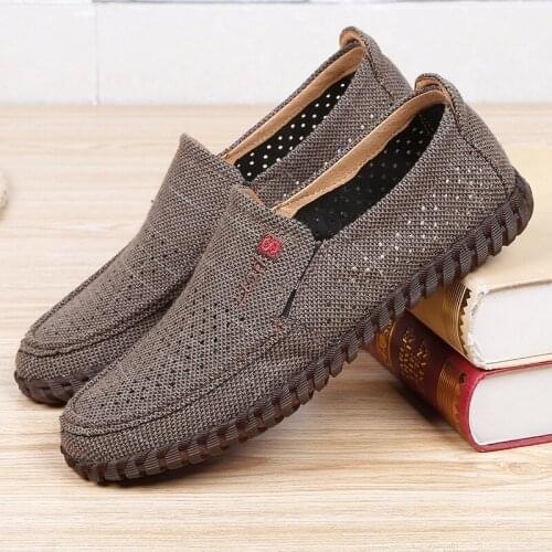 NEW HIGH QUALITY SNEAKERS MENS SHOES SUMMER HOLLOW MENS NET SHOES SPRING MESH BREATHABLE SOLID SOFT BOTTOM TRAVEL SHOESdgh6