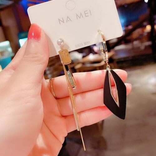 Asymmetric Womens Geometric Earrings Long Tassel Pendant Women jewelry Fashion Stud Earrings 2021 trend Unusual earrings