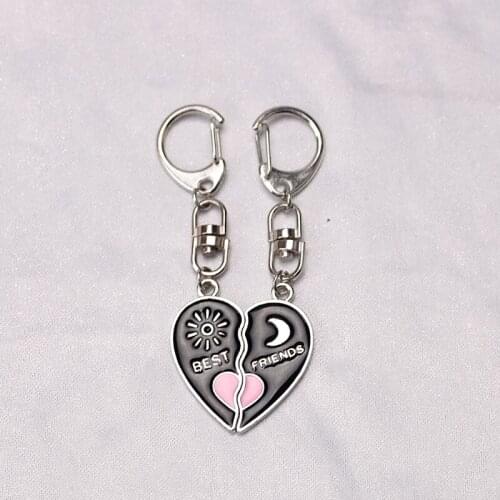 Best Friend Keychain Cute Pink Peach Heart-shaped BFF Friendship Pendant Key Chain Female Bag Accessories Jewelry Gift