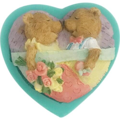 Couples Lovers Bear Chocolate Biscuit Silicone Mold Wedding Decoration Sweetheart Kiss Bears Mould Cake Decorating Tools Kitchen