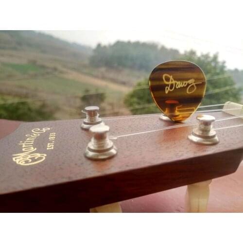 David Grismans Dawg Pick for Mandolin Player, Tommy Emmanuels Flatpick