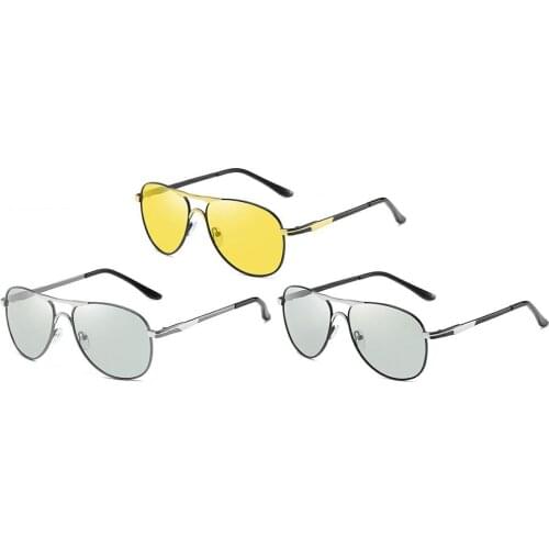 2021 Mens Discoloration Polarized Light Sunglasses For Outdoor Riding Lightweight Anti-glare Resistant Sunglasses Dropship