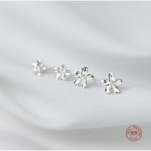 LKO 925 Sterling Silver Korean Simple Small Five Petals Flower Stud Earrings For Women Creative Fashion Jewelry Ear Ornaments