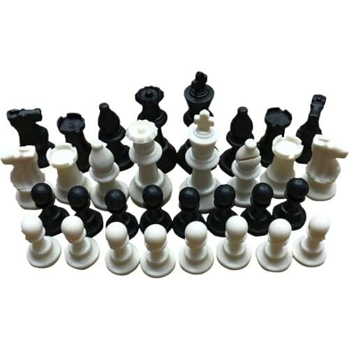 32 Medieval Chess Pieces / Plastic Complete Chess Pieces International Word Chess Entertainment Black and White 65 MM